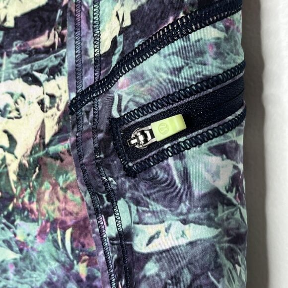 Lululemon Run Inspire Crop Iridescent Multi Womens Size 2 Capri Cropped Abstract - Picture 5 of 11